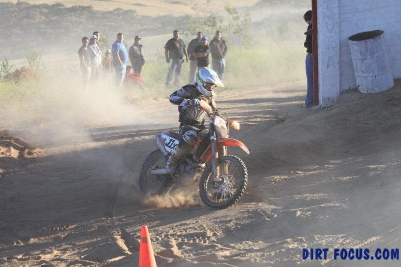 amqbaja500cb1img_9048.jpg