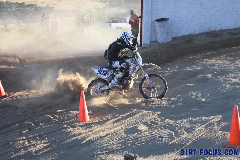 amqbaja500cb1img_9061.jpg