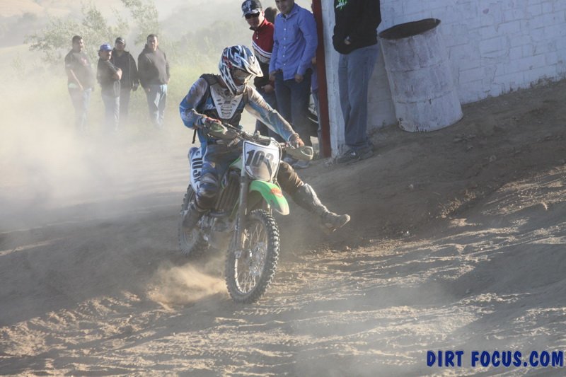 amqbaja500cb1img_9097.jpg