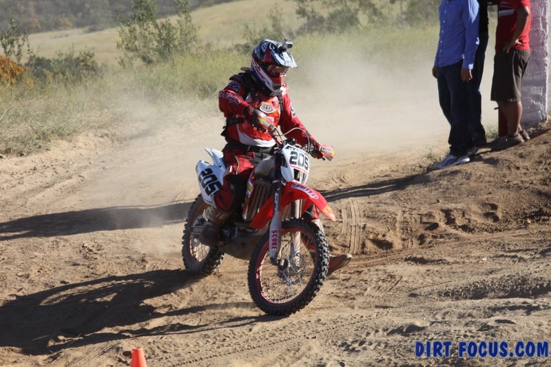 amqbaja500cb1img_9305.jpg